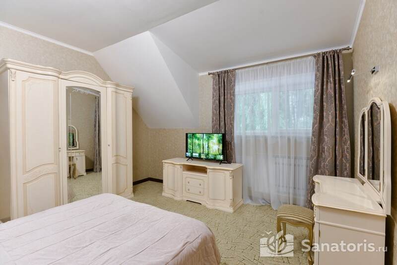 Сюит трехкомнатный в двух уровнях