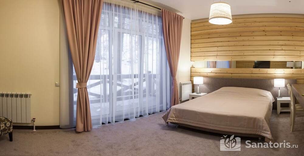 КОРПУС «ПРЕЗИДЕНТСКИЙ». Де Люкс, торцевой балкон