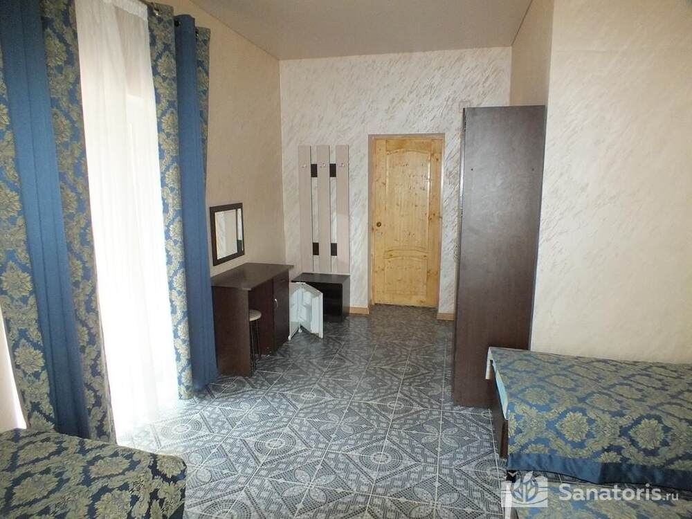 Трехместный (Стандартный трехместный номер)