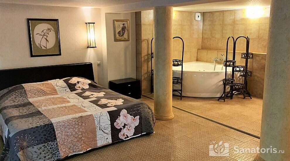 Гостевой семейный номер "Сакура"