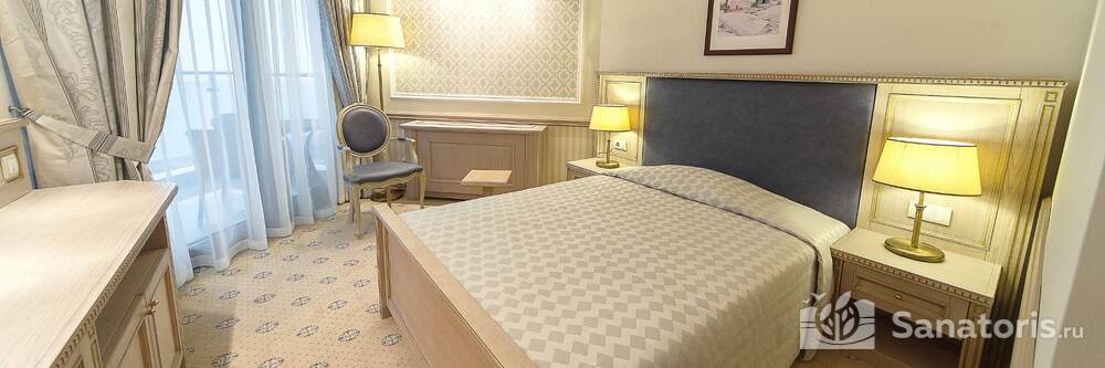 Сьют двухуровневый трехкомнатный