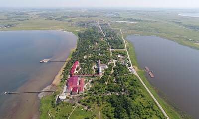 Поселок Озеро Карачи