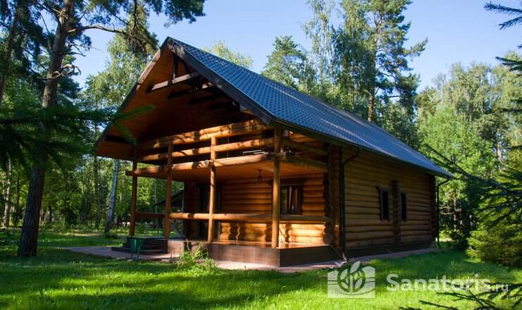 Коттеджи на 4-5 человек