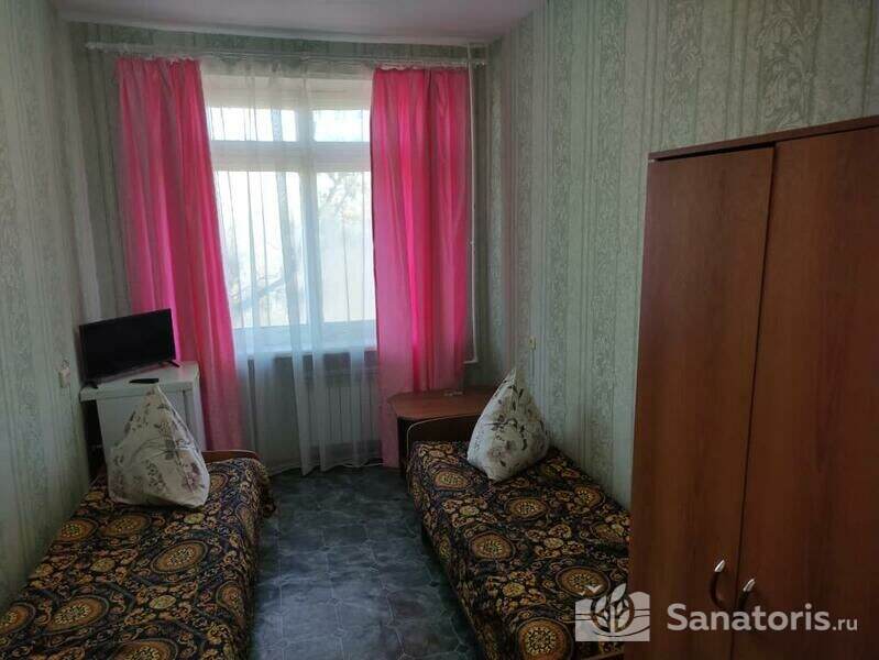 Эконом с телевизором и холодильником, одноместный