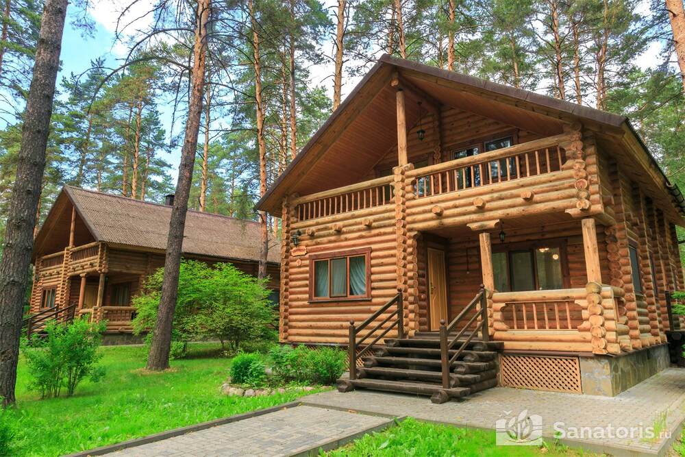 Коттедж 4 комнатный 8 местный