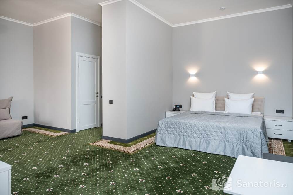 Студия с видом на озеро (Отель «Alira Palace»)