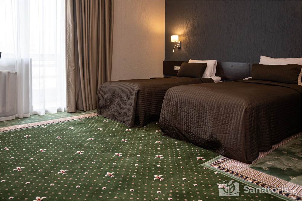 Стандарт с видом на озеро Twin (Отель «Alira Palace»)