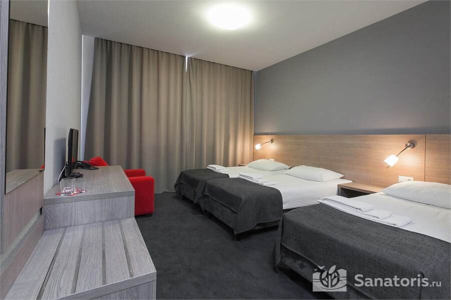 "Улучшенный" Трехместный