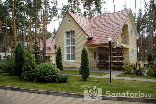 Двухэтажный четырехместный коттедж «Нежеголь»