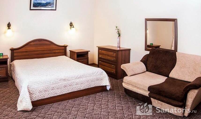 Стандартный с мансардой