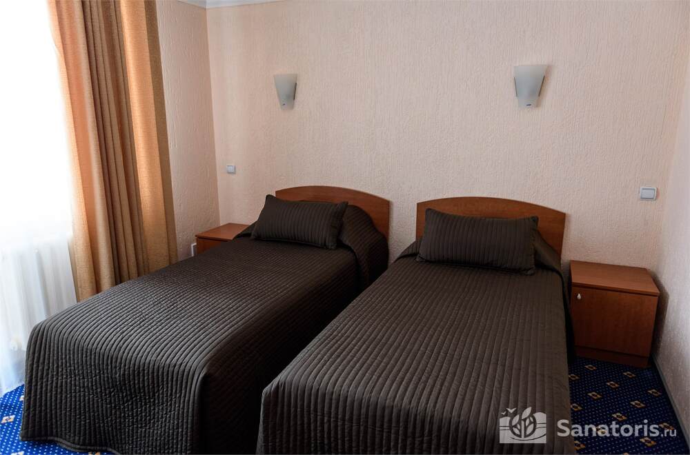 Стандарт коннекшн-двухместный с видом на озеро (Отель «Alira Pal