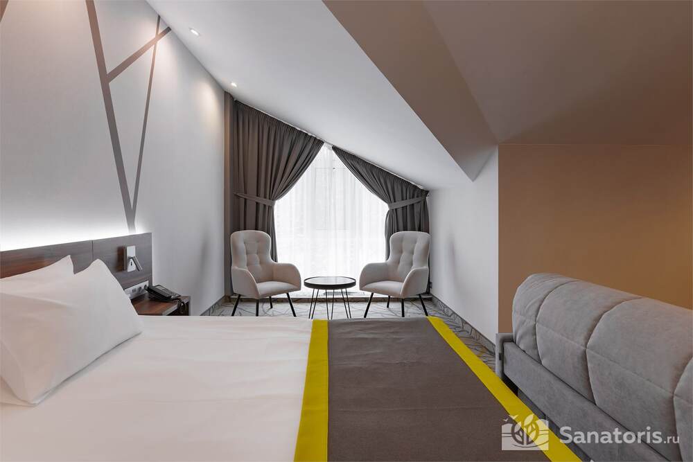 Делюкс / Junior Suit Корпус LAKE