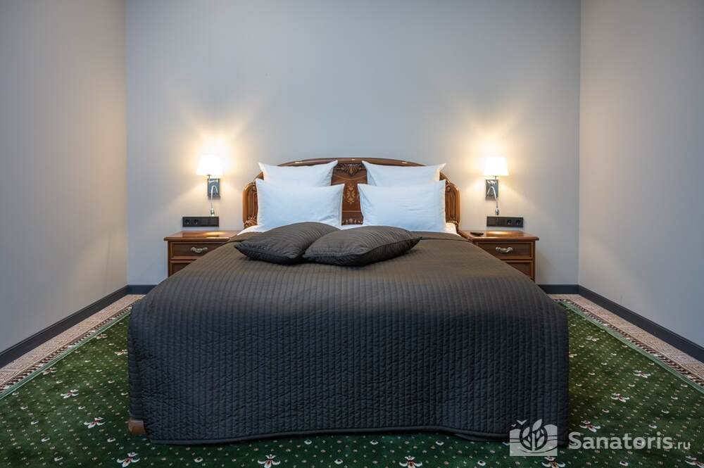 Люкс с террасой (Отель «Alira Palace»)