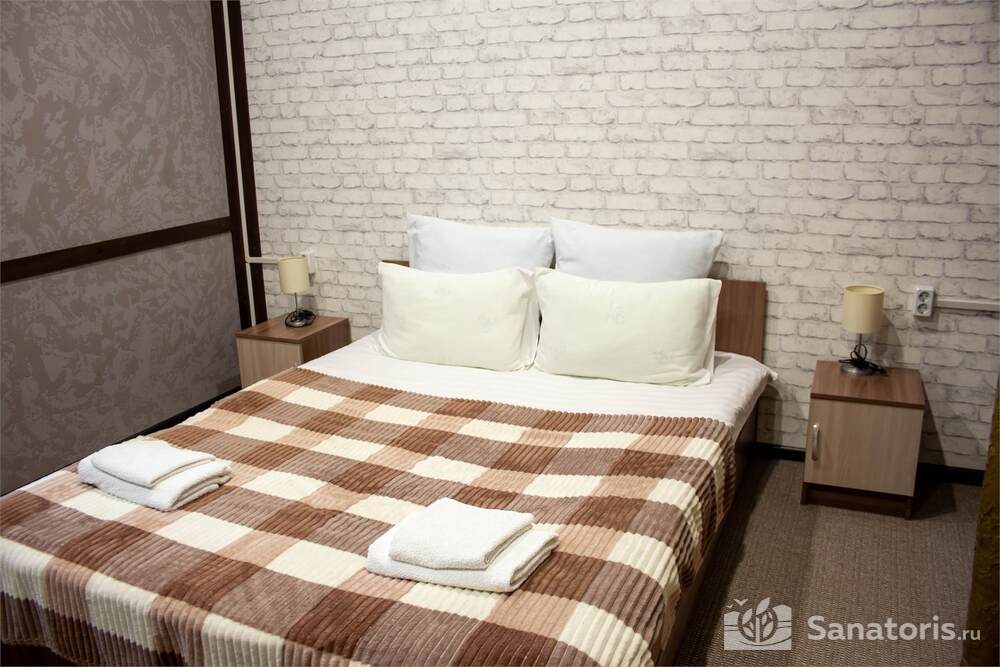 Стандарт с двуспальной кроватью