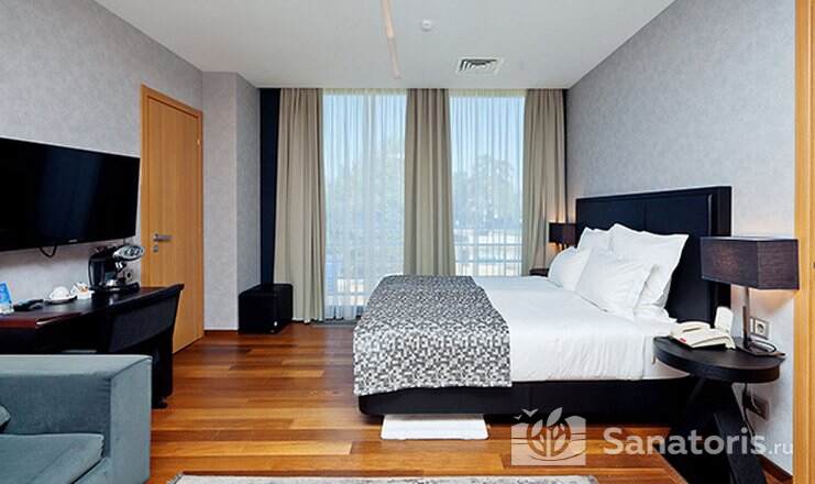 Джуниор Сюит Семейный