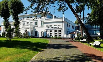 Отель Sсhloss Hotel Yantarny