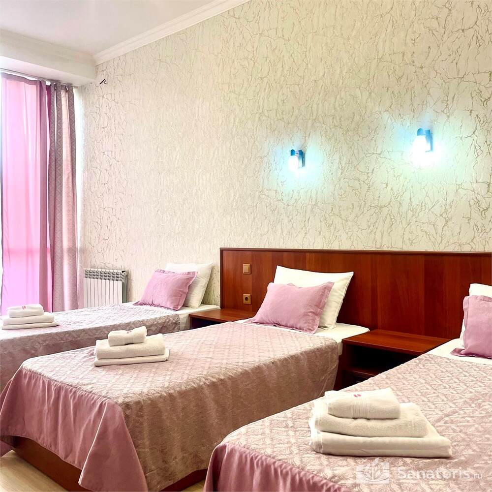 Семейный с балконом (без вида)