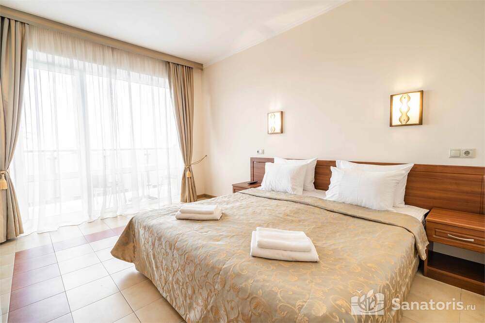 Стандарт с балконом