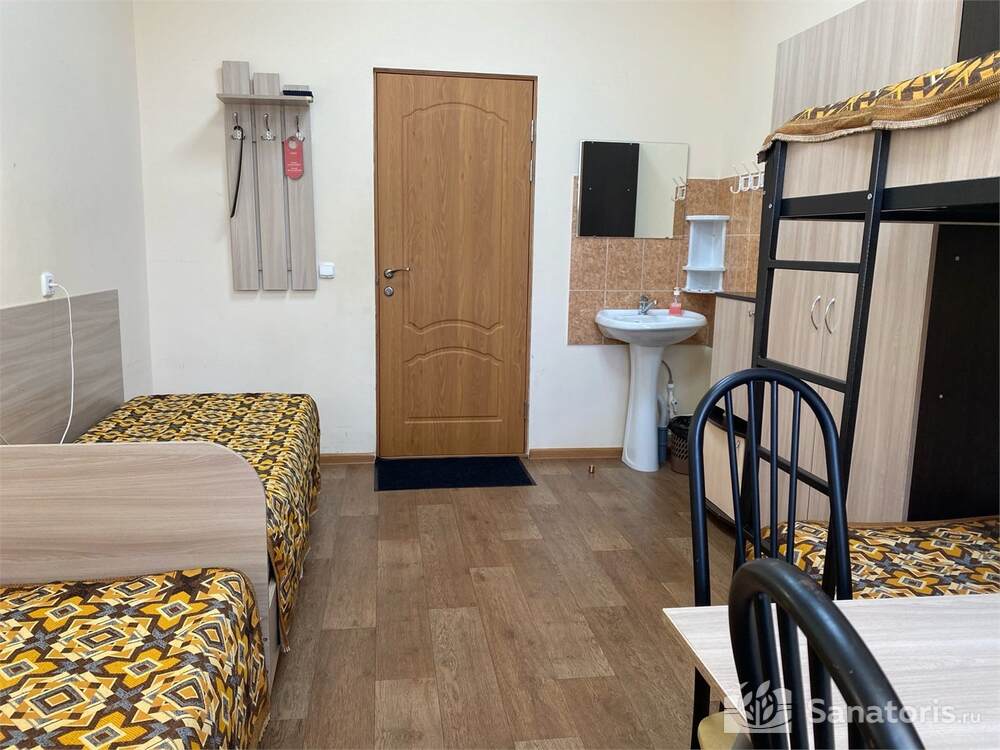 Четырехместный номер Эконом