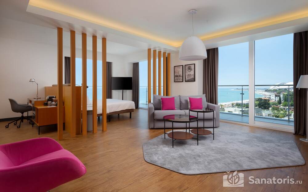 Люкс с видом на море