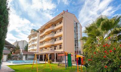 Отель Грейс Кристалл Grace Crystal