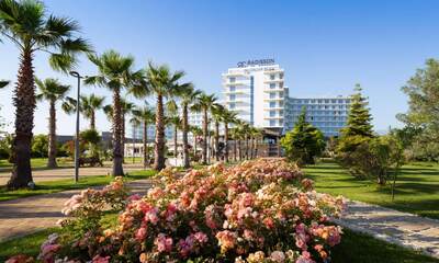 Отель Radisson Collection Paradise Resort Spa Sochi