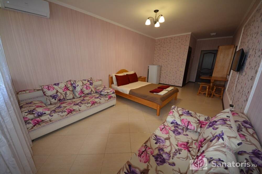 Номер-студио с видом на море