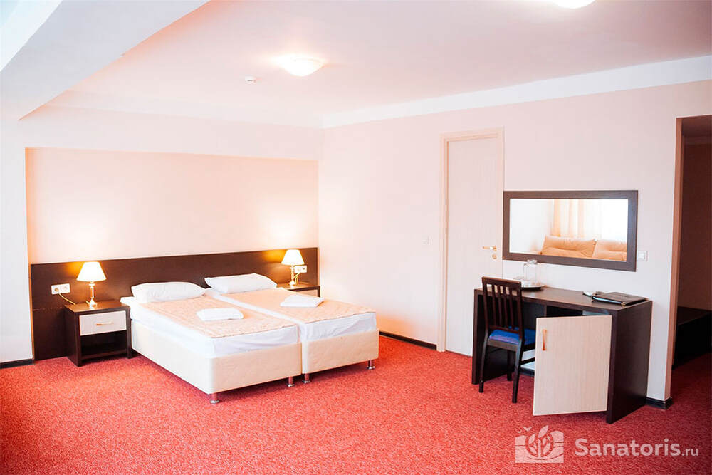 Джуниор сьют