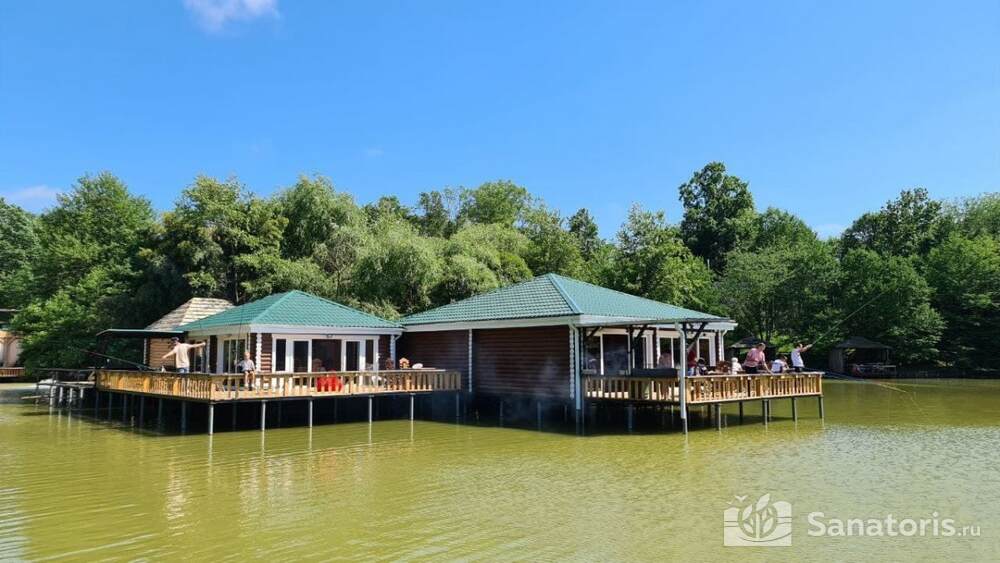 Ачигварское озеро