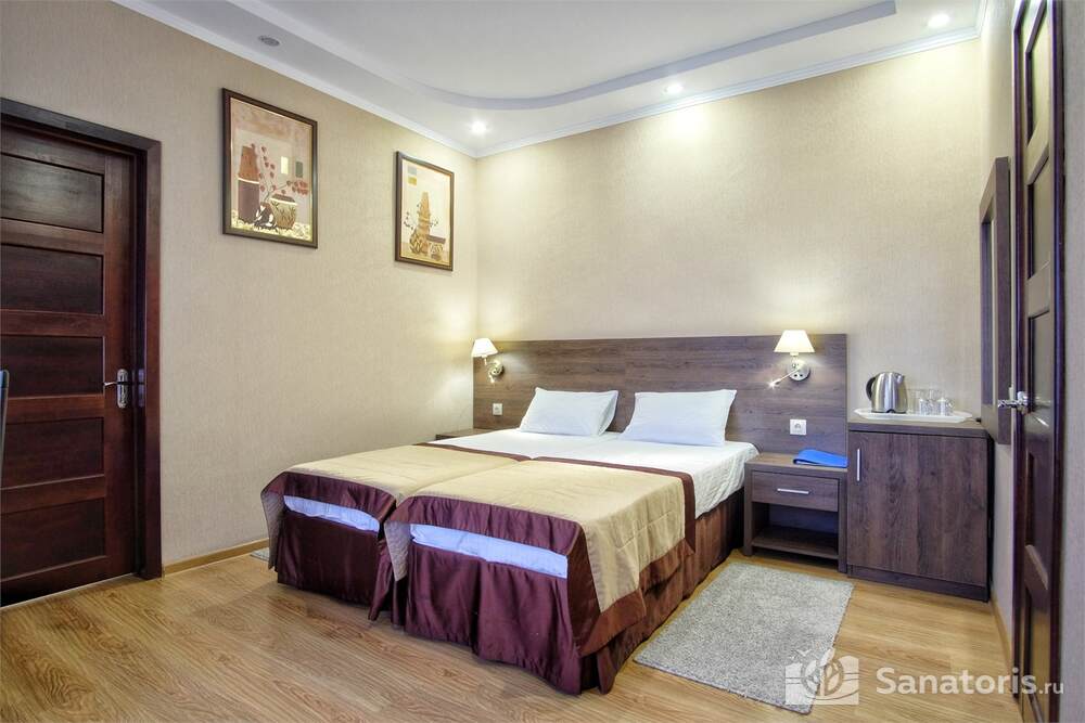 4-х. местный "Улучшенный" двухкомнатный 1 эт.