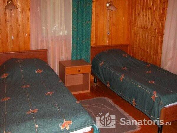 Трёхместный трёхкомнатный (кот. №1,2,3) коттедж