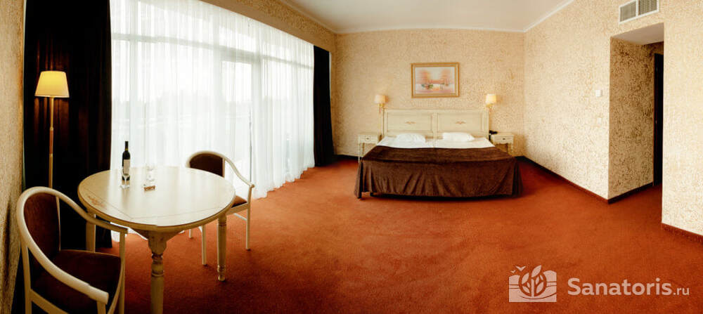 Двухкомнатные номера категории Сьют Основной Корпус