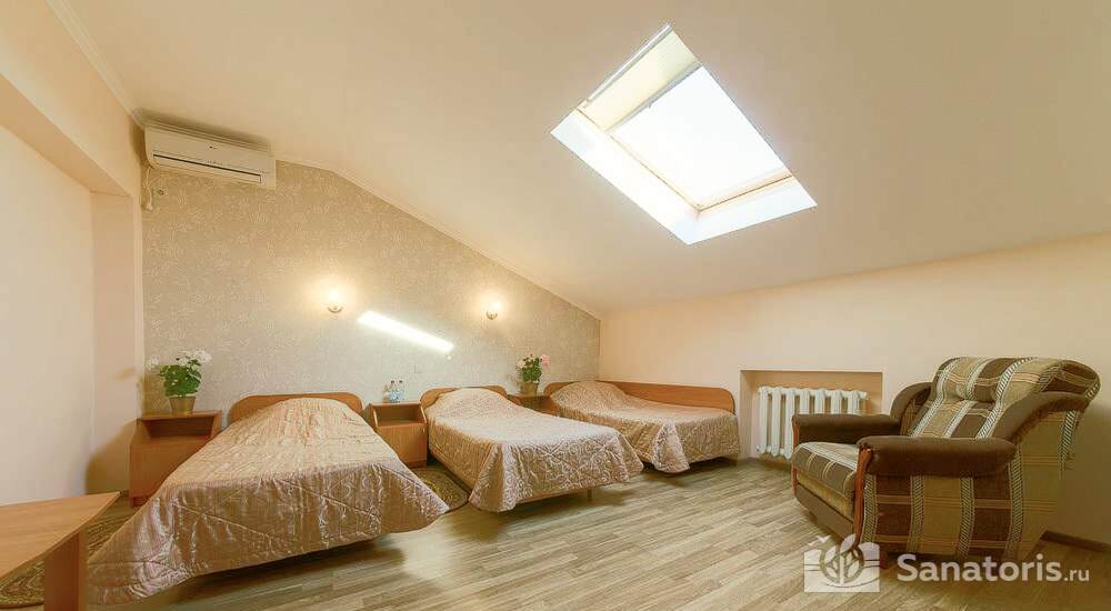 Эконом-мансарда, трехместный