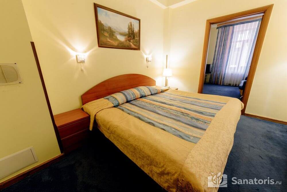 Одно/двухкомнатные номера Сьют Коттеджи