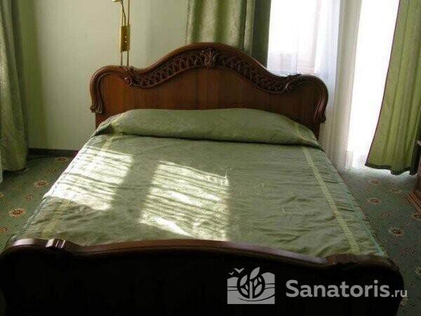 Четырёхместный трёхкомнатный № 3,4,5 (апартаменты)