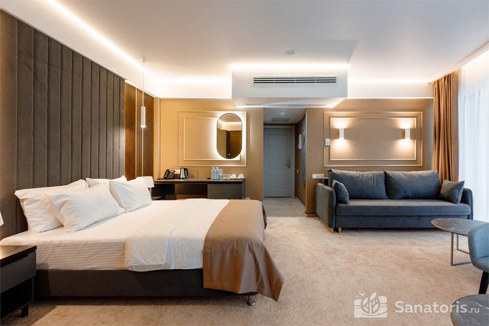 Синьор Сюит с видом на море