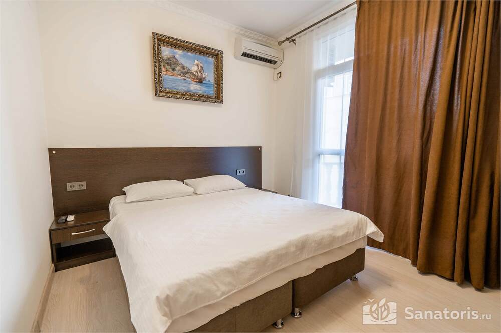 Стандарт с балконом