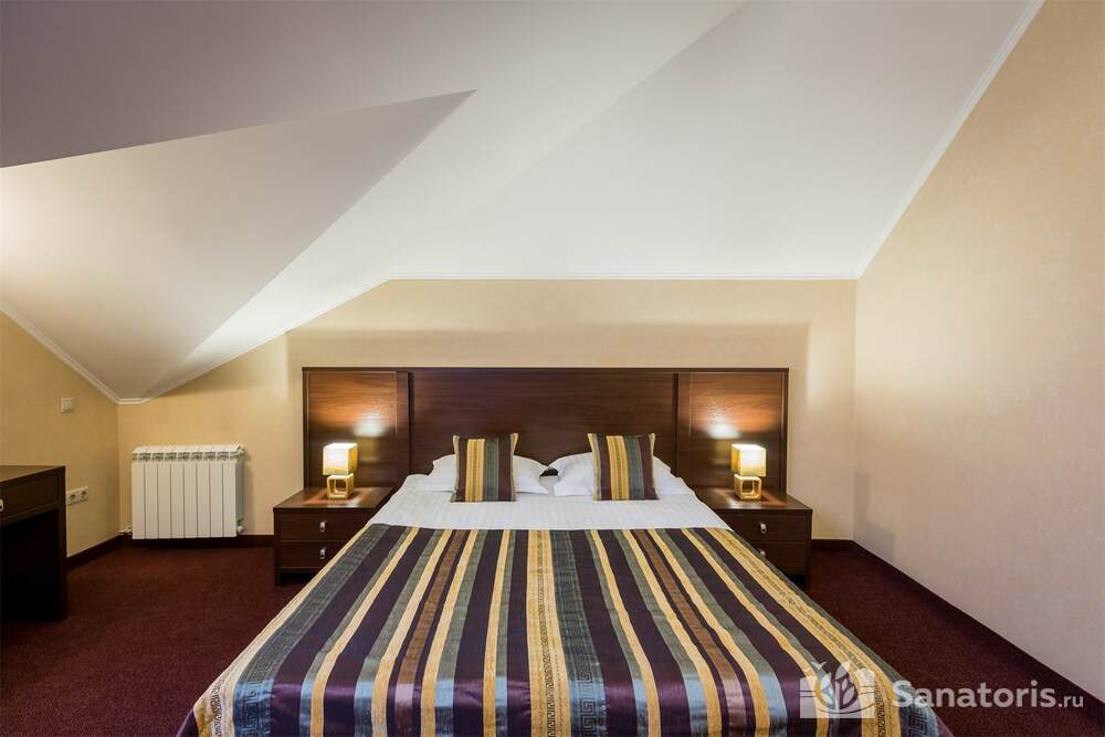 Стандарт Улучшенный Мансарда