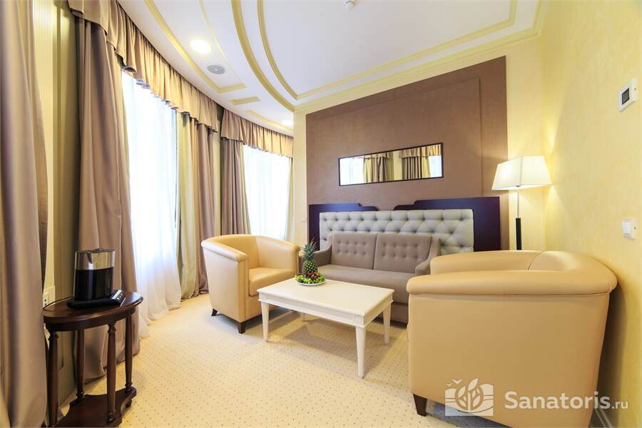 Двухместный двухкомнатный номер "Люкс" (корпус Спальный)