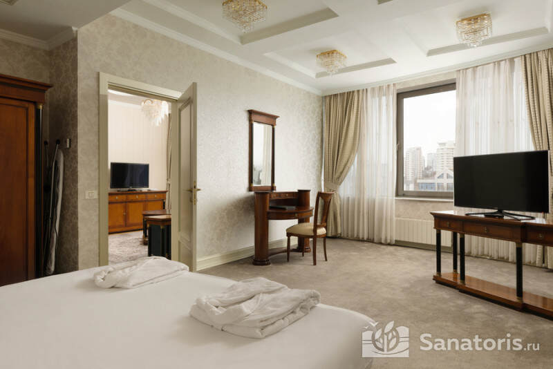 Апартаменты 3-хкомнатные 2-местные №803