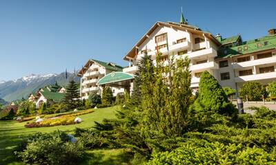 Отель Гранд Отель Поляна